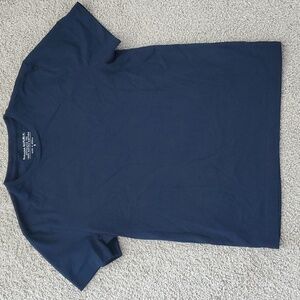 Banana Republic Men's tshirt